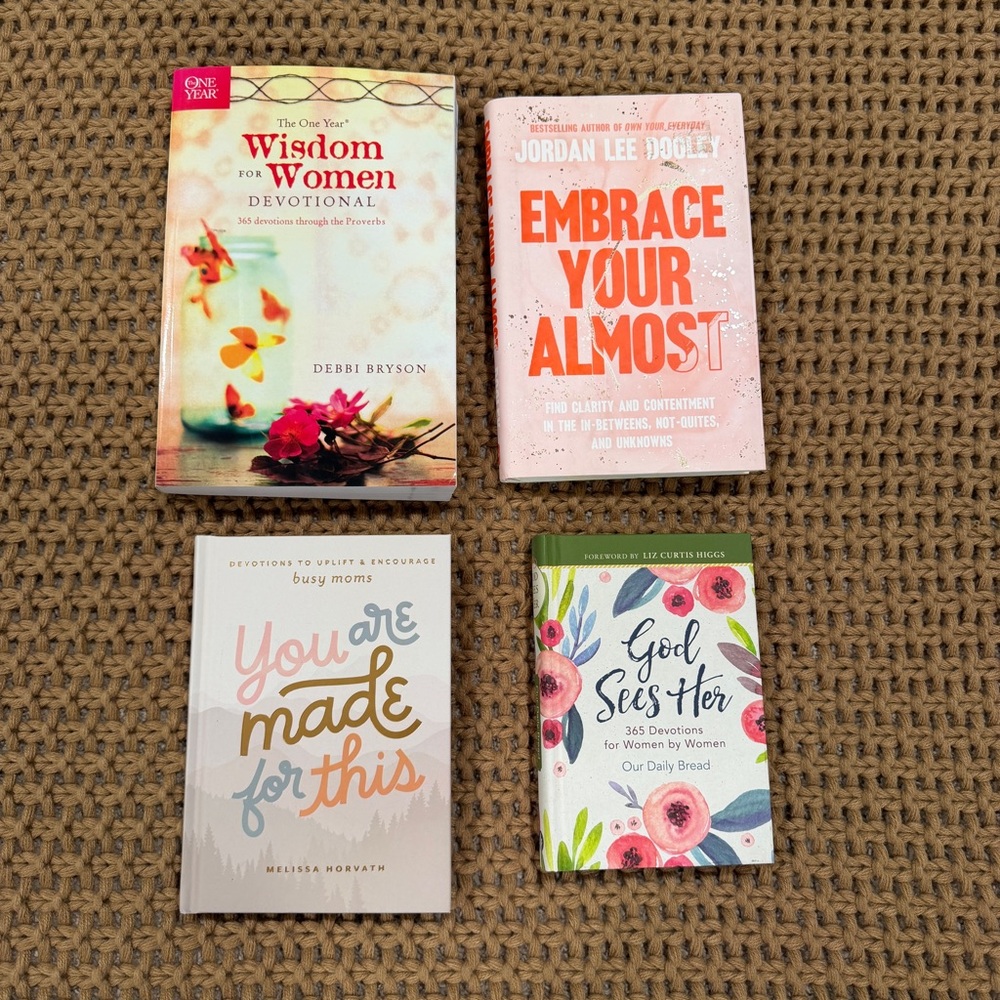 Women’s Devotional Book Set